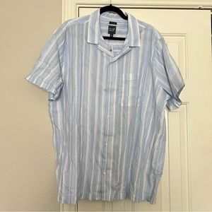 GAP Men’s shirt